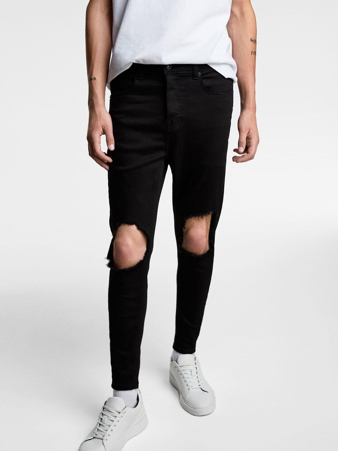 

Джинсы Zara 4060/300/800-AAAD 42 Черные