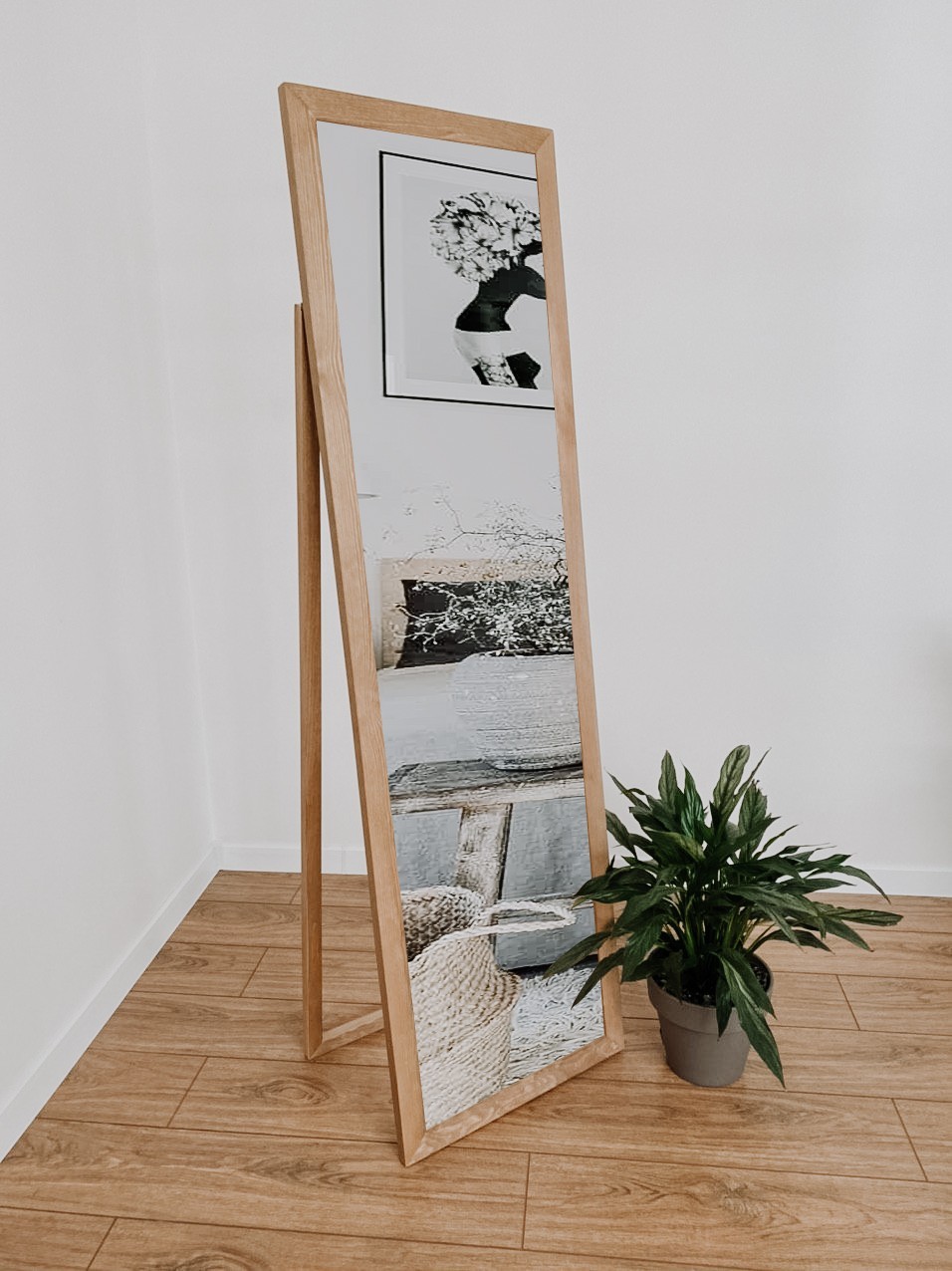 

Зеркало напольное в деревянной раме HomeDeco Светло-коричневый 160х40