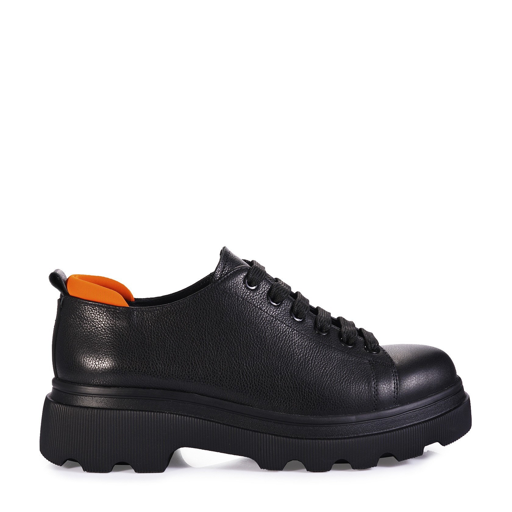 

Женские кожаные туфли Barbilioni Diksy 36 черные с оранжевым B.23-009-11K-01/22Z-01/01