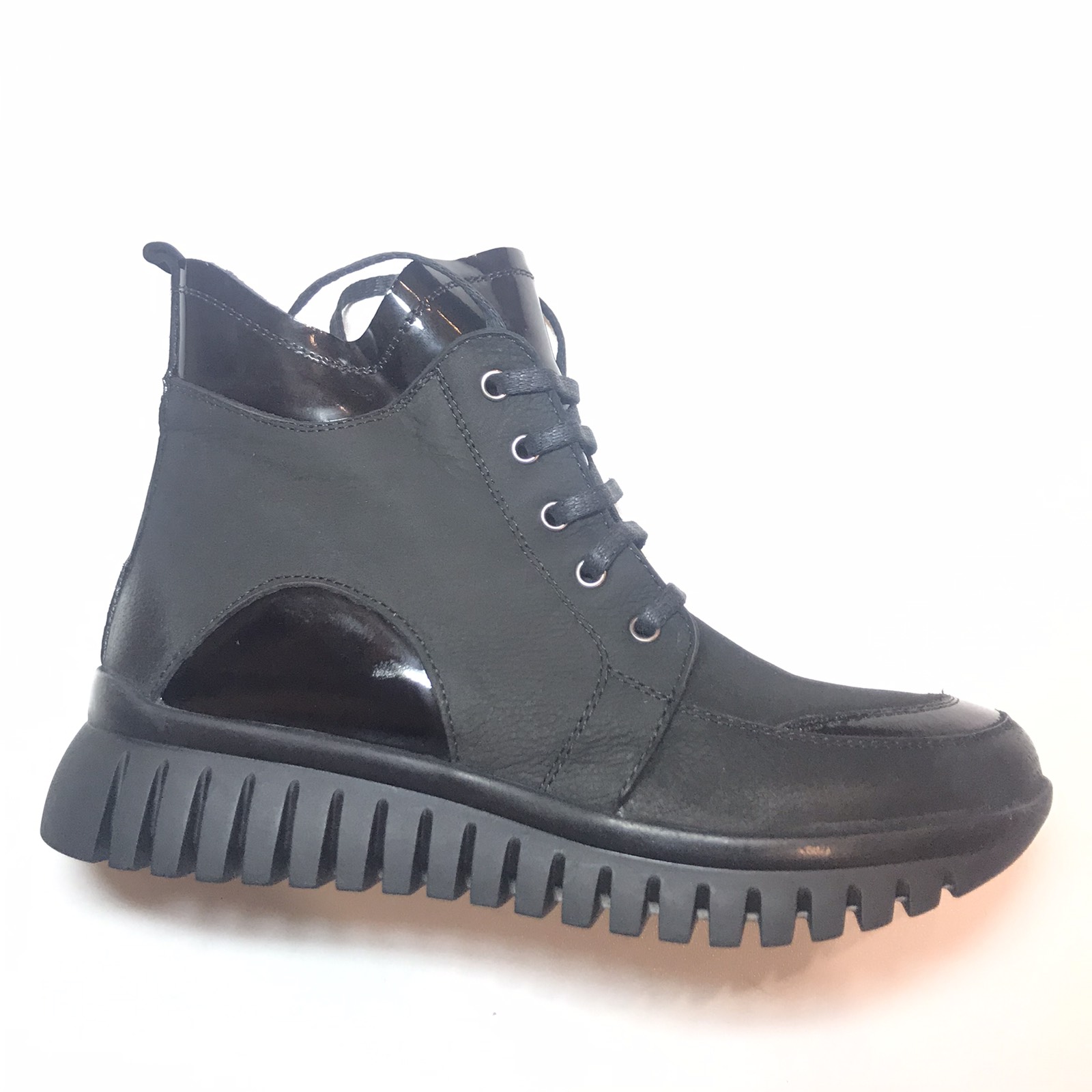 

Ботинки женские Bati Shoes 5121-11 38 Чёрный