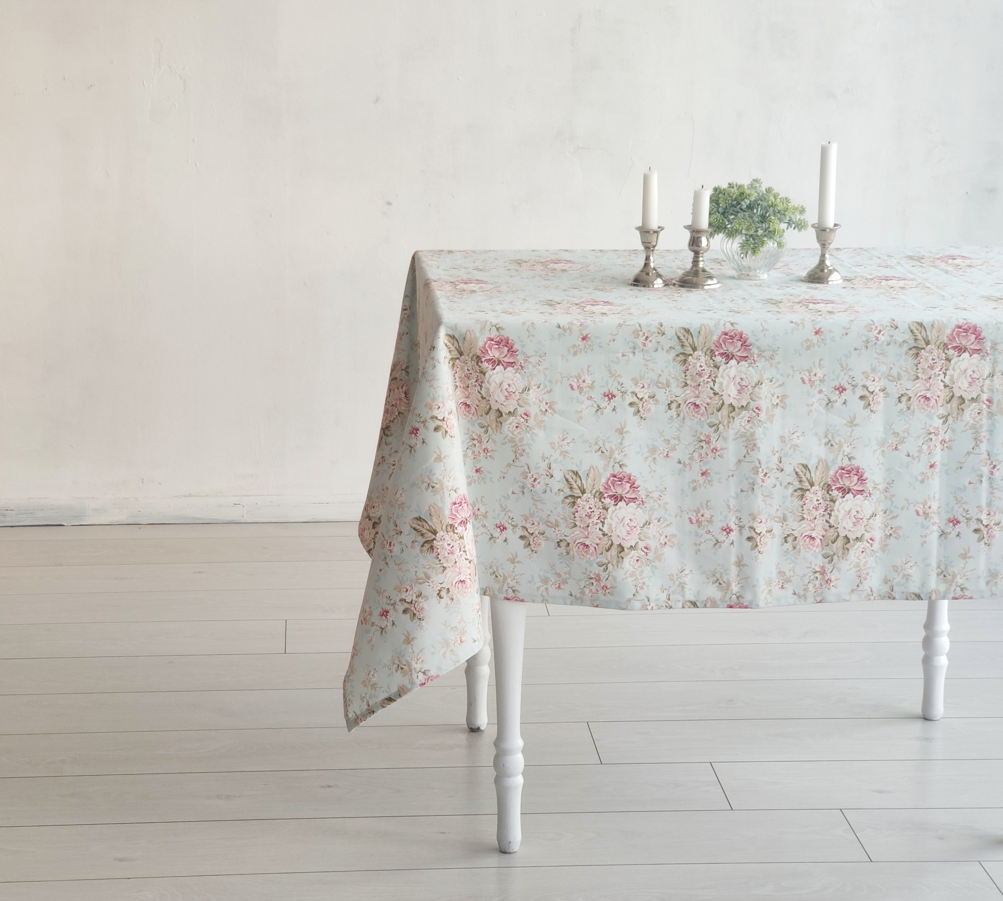

Скатерть на стол с водоотталкивающей пропиткой ESTET™ Provence с цветами 170×250 см.