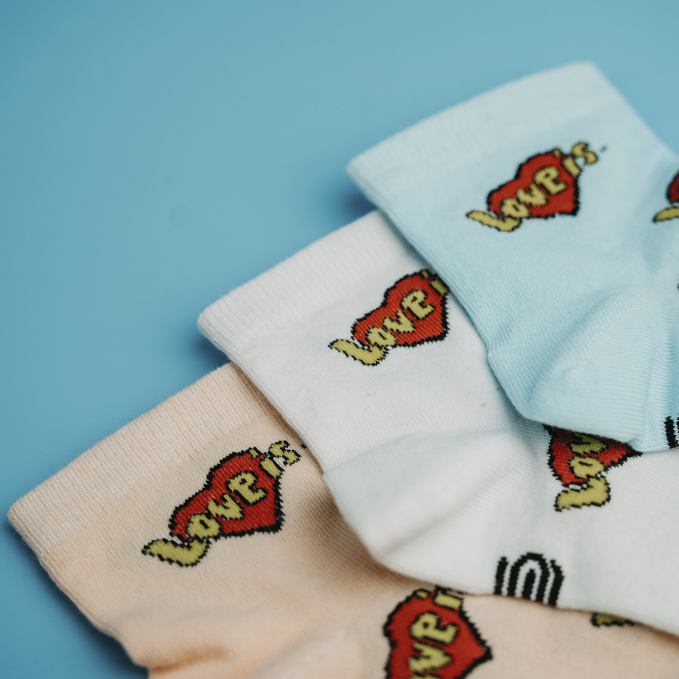 

Носки Premier Socks 5309 36-39 Разноцветный с принтом "LOVE IS.."