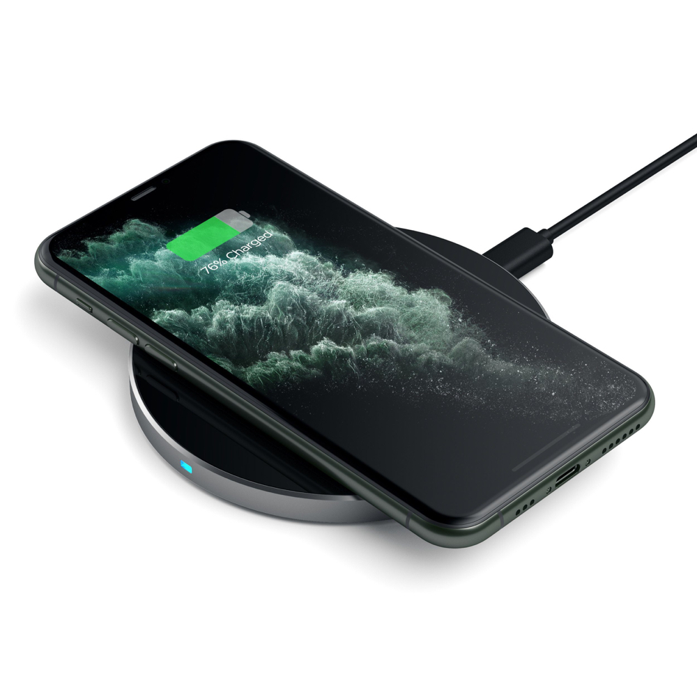 

Беспроводное зарядное устройство Satechi Wireless Charging Pad Space Grey (ST-WCPM)