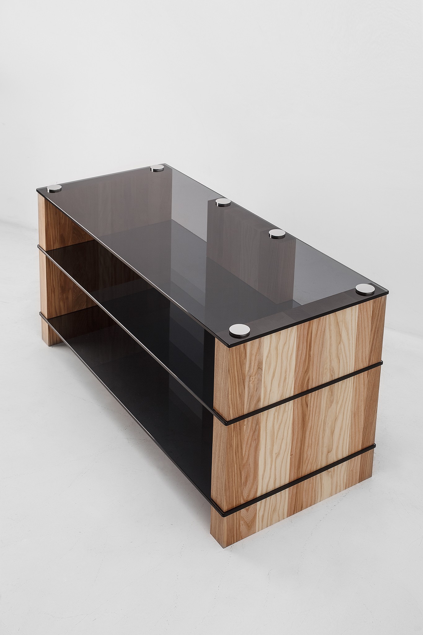 

Дерев’яна тумба під ТВ ADLUX MODUL TV-3 1500 ясен (скло чорне)