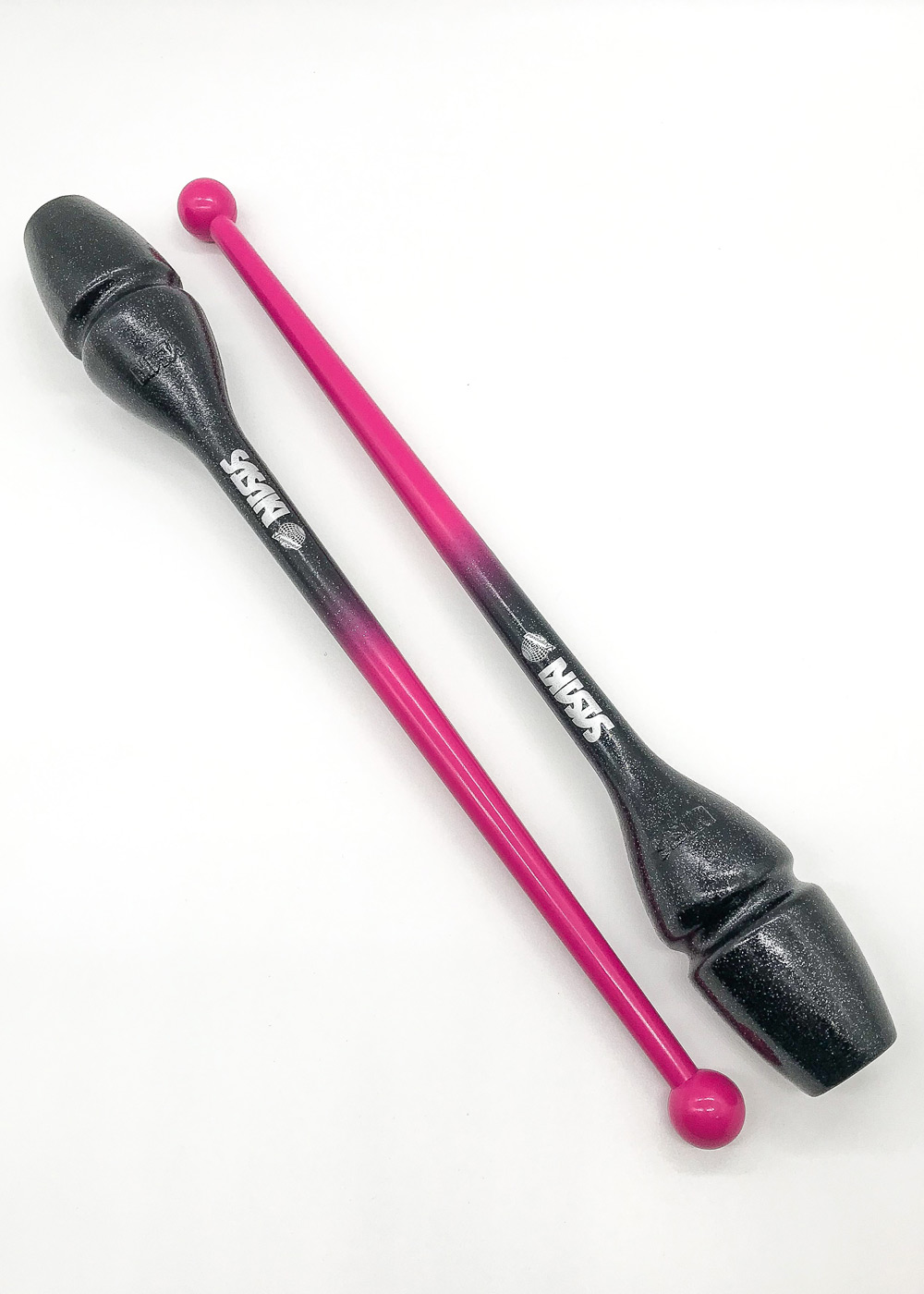

Булавы для гимнастики SASAKI NEW FIG M 34JKGH резина 40.5cm 150g Raspberry x Black (SCJ34JKGH)
