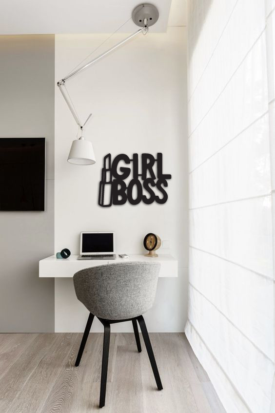 

Картина "Girl Boss" изготовление картин, Панно , LaserBox
