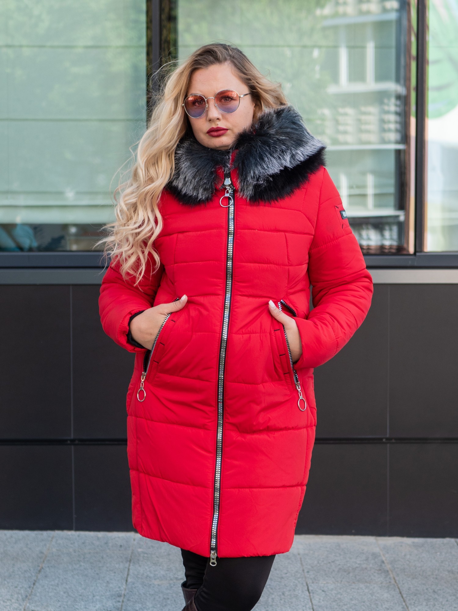 

Зимняя женская куртка большого размера UF-Fashion Polly-sk 50 красный