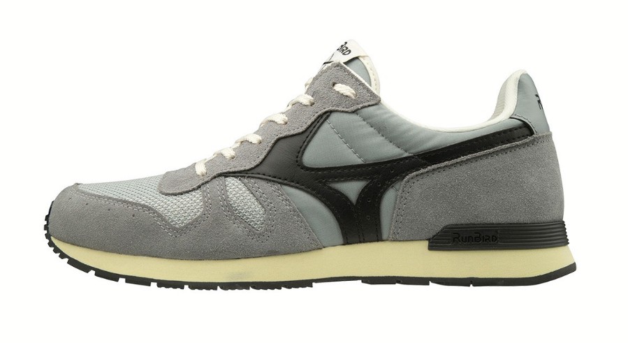 

Кроссовки спортивные MIZUNO ML87 р.41(26,5 см)
