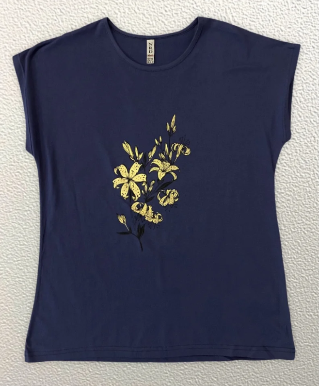 

Жіноча Футболка HAZARD Лілія гілка синя Батал 211386 (2XL (52))