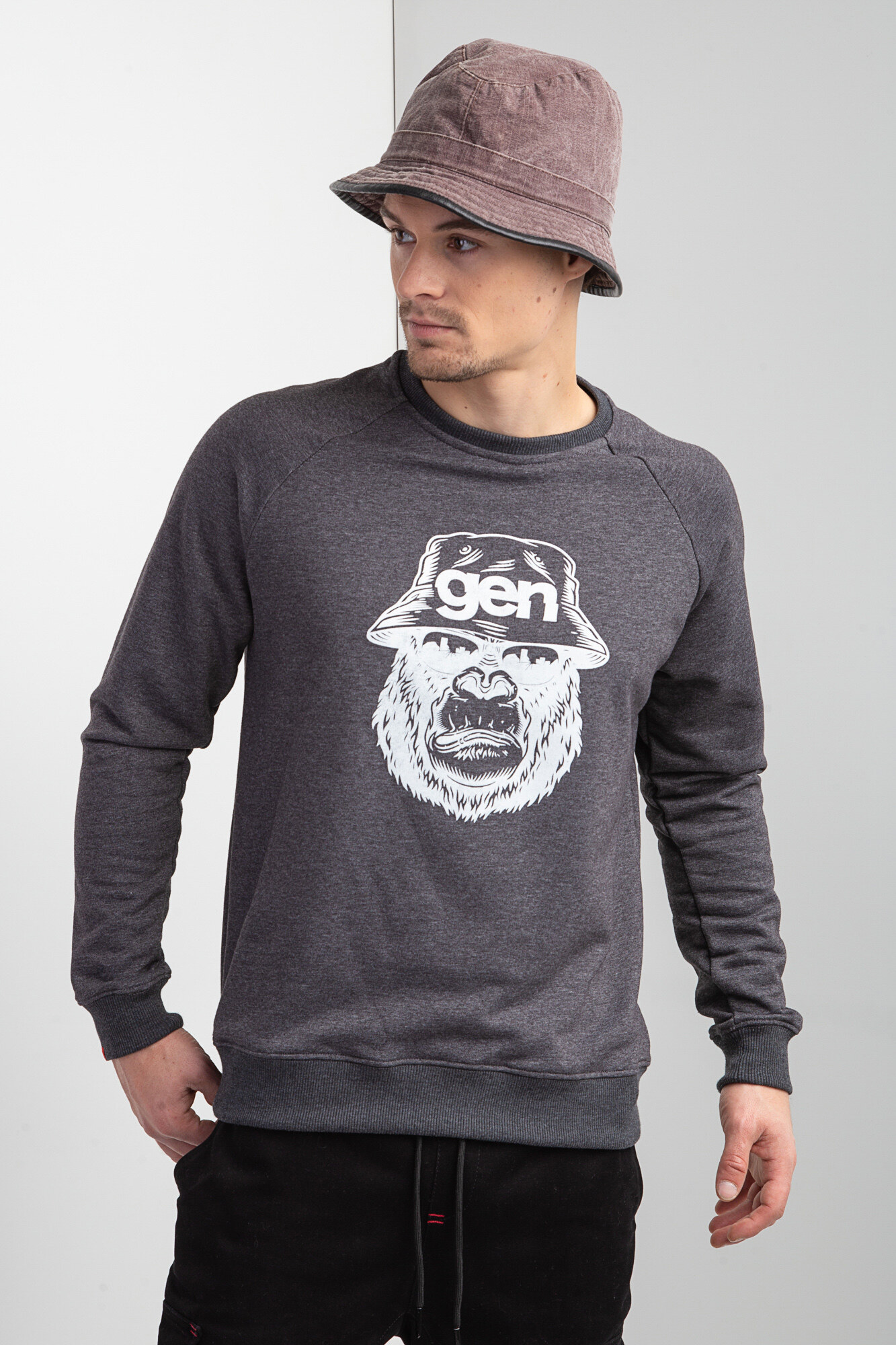 

Свитшот GEN Monkey M Серый