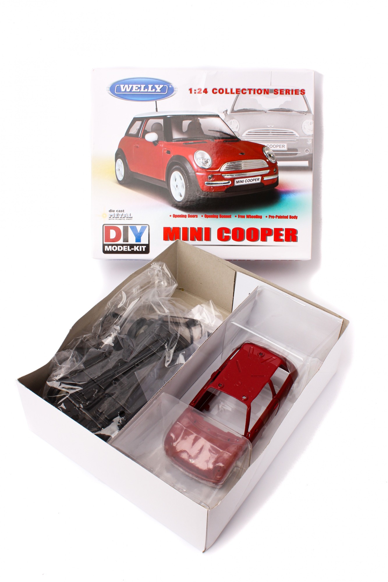

Модель машины сборная 1:24 MINI COOPER Welly 22075KB красный