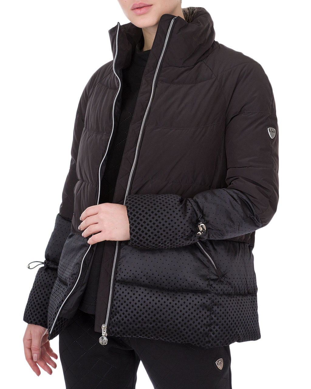 

Куртка спортивна жіноча ARMANI EA7 (6GTB21-TNG9Z-1200/19-20) Чорний, Куртка спортивна жіноча ARMANI EA7 (6GTB21-TNG9Z-1200/19-20) Чорний XS
