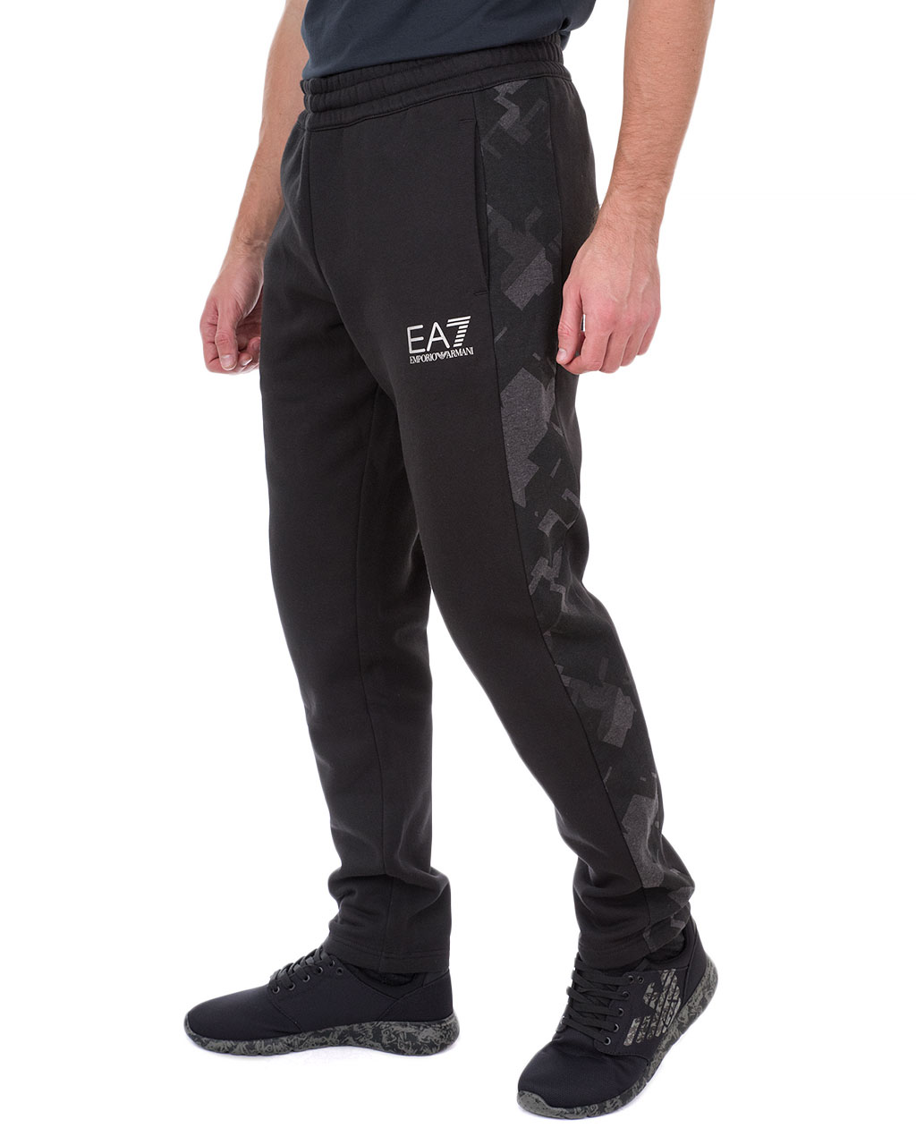

Брюки спортивні чоловічі ARMANI EA7 (6GPP60-PJ07Z-1200/19-20) Чорний, Брюки спортивні чоловічі ARMANI EA7 (6GPP60-PJ07Z-1200/19-20) Чорний XL