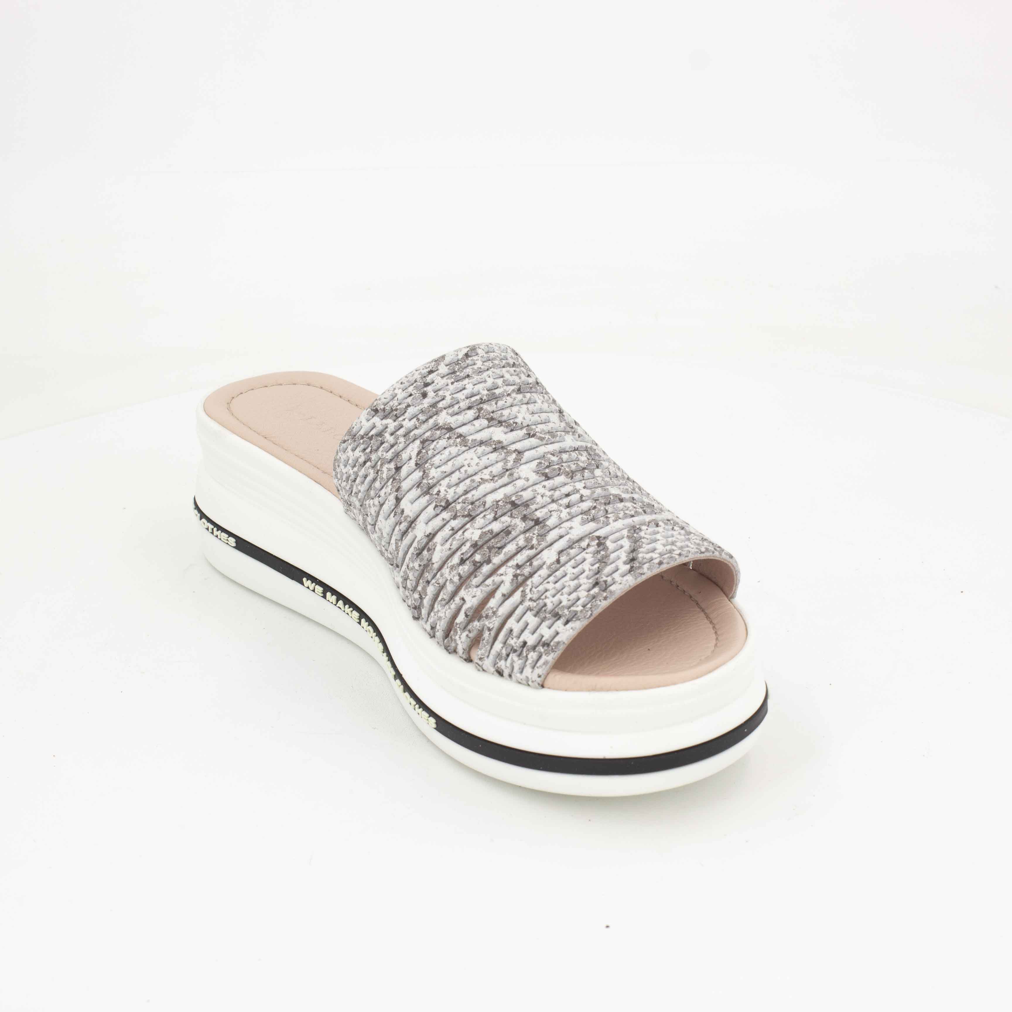 

Шлепанцы женские Labour Shoes 2369-5 36 Серый