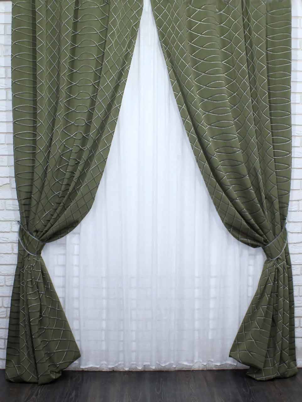 

Комплект штор VR-Textil из ткани тафта, хаки, 2 шт 1,5 × 2,7 м (2262)