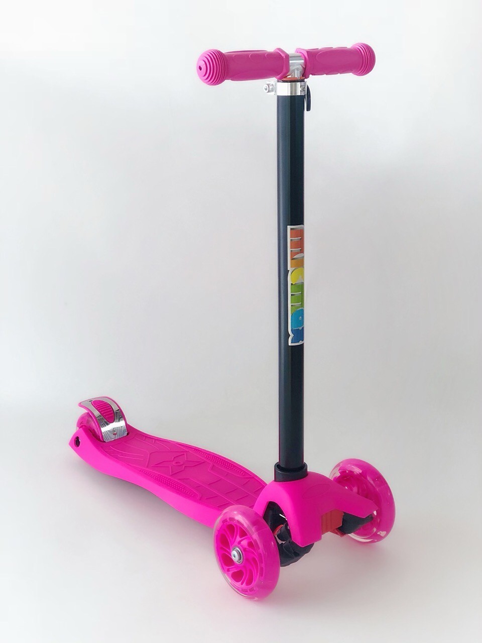 

Самокат детский Scooter Pro с подсветкой колес 036 Розовый с черным