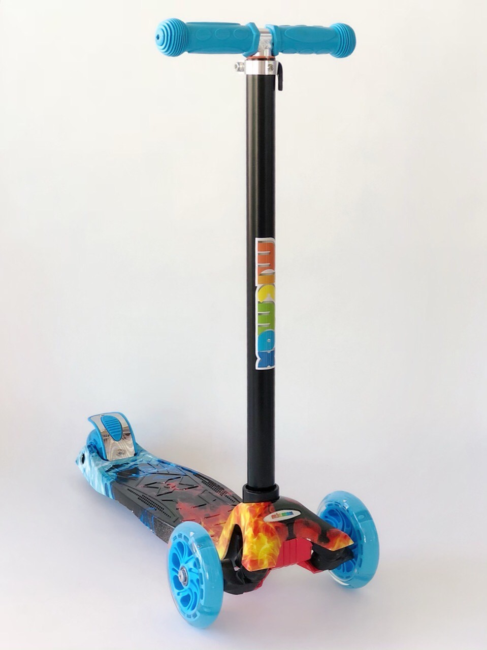 

Самокат детский Scooter Pro с подсветкой колес 030 Лёд и Пламя