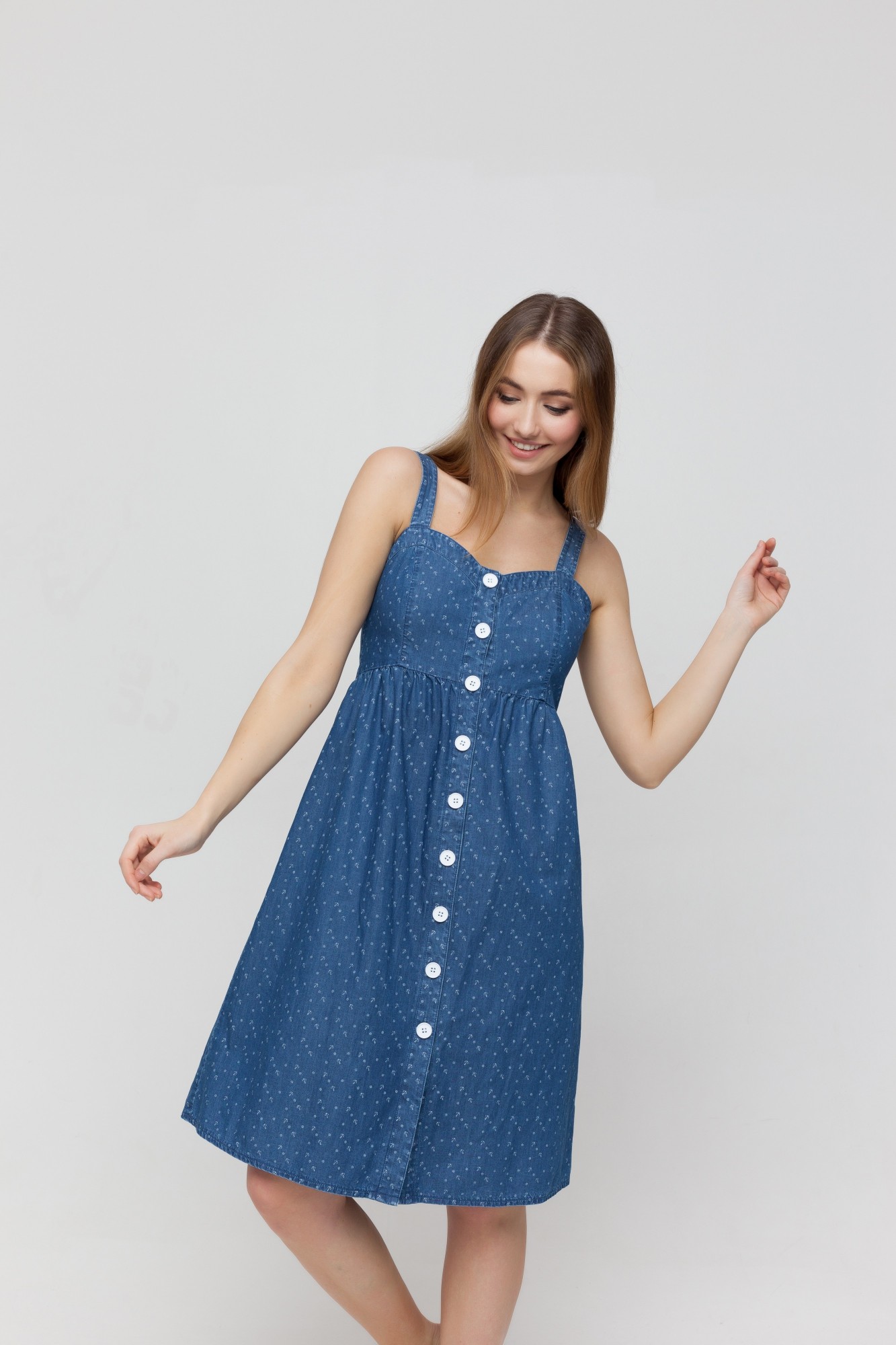 

Джинсовый сарафан для беременных и кормящих Юла Мама Tina S Синий с якорьками SF-21.021