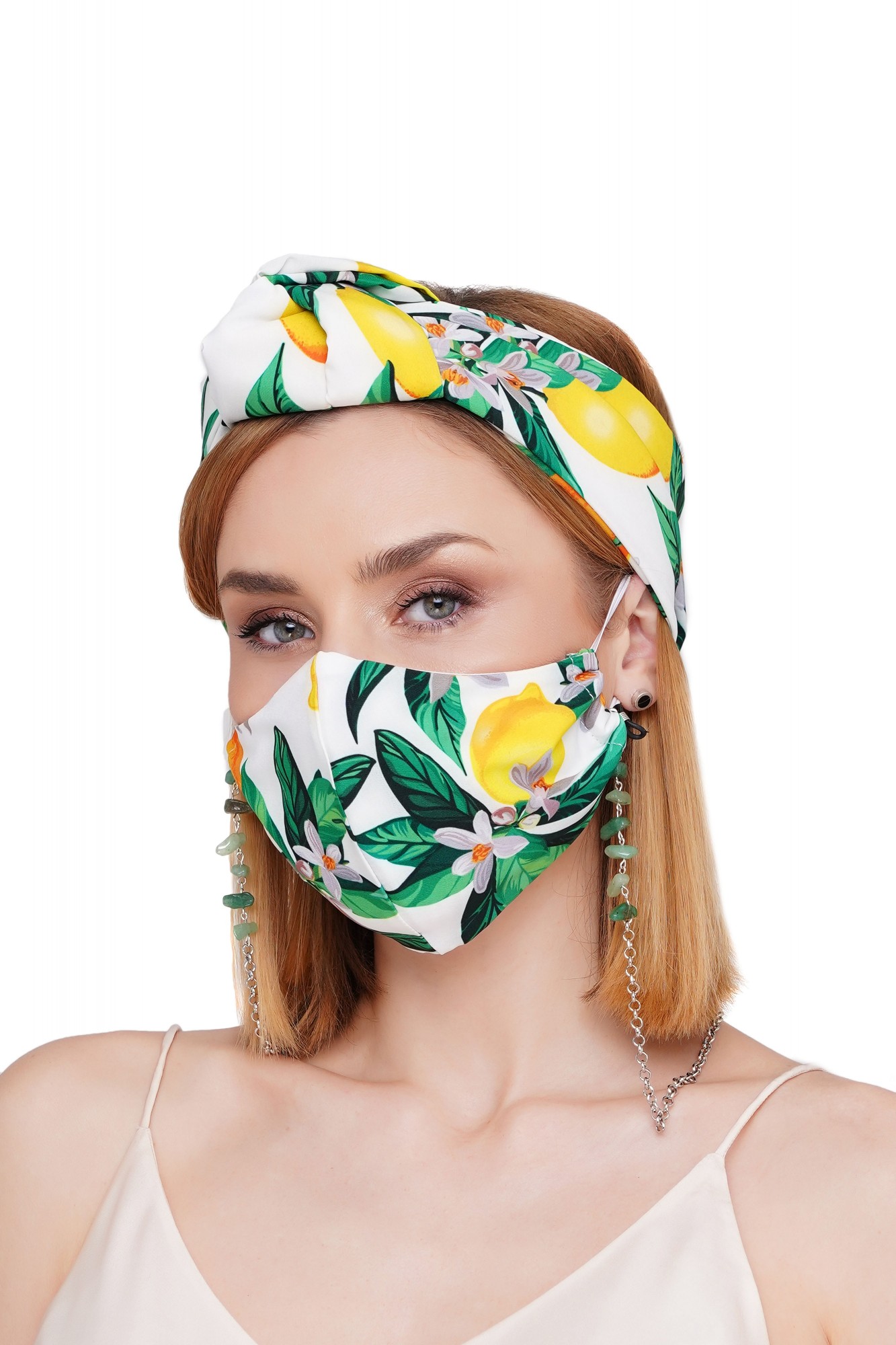 

Летний набор тюрбан +маска +цепочка для маски и очков MyScarf  белый с лимонами, Летний набор тюрбан +маска +цепочка для маски и очков MyScarf one size белый с лимонами