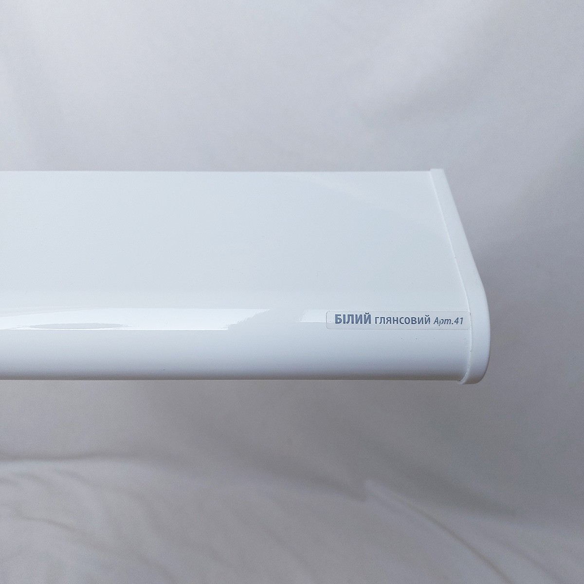 

Подоконник PLASTOLIT белый глянец 600х3200мм