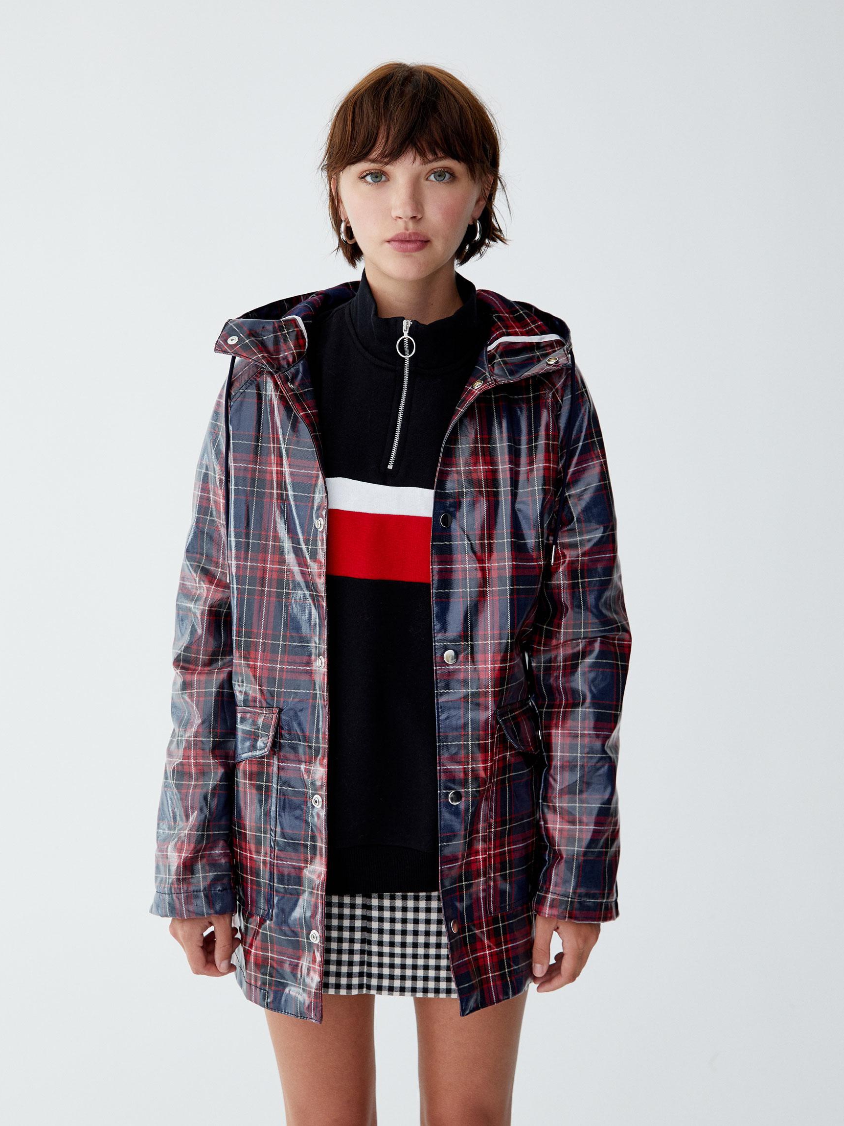 

Дождевик Pull & Bear 9712328600-AAFC S Черный с разноцветным