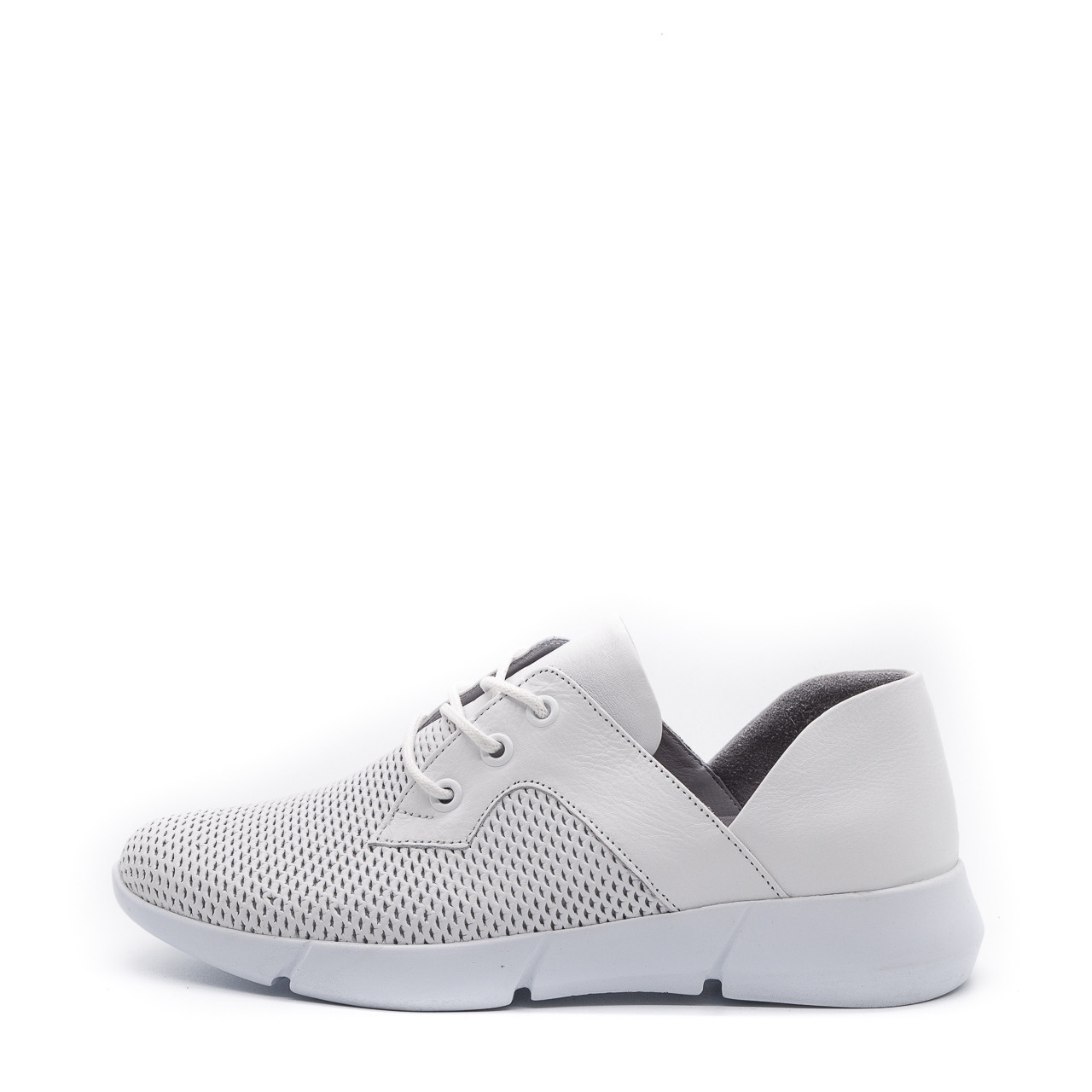 

Кроссовки женские Nod Trend 134331 40 белый