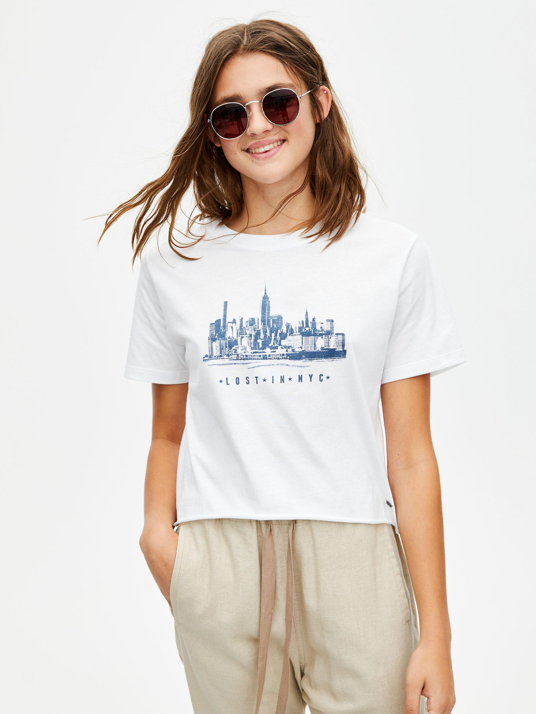 

Футболка Pull & Bear 9242327250-AAPT L Белая