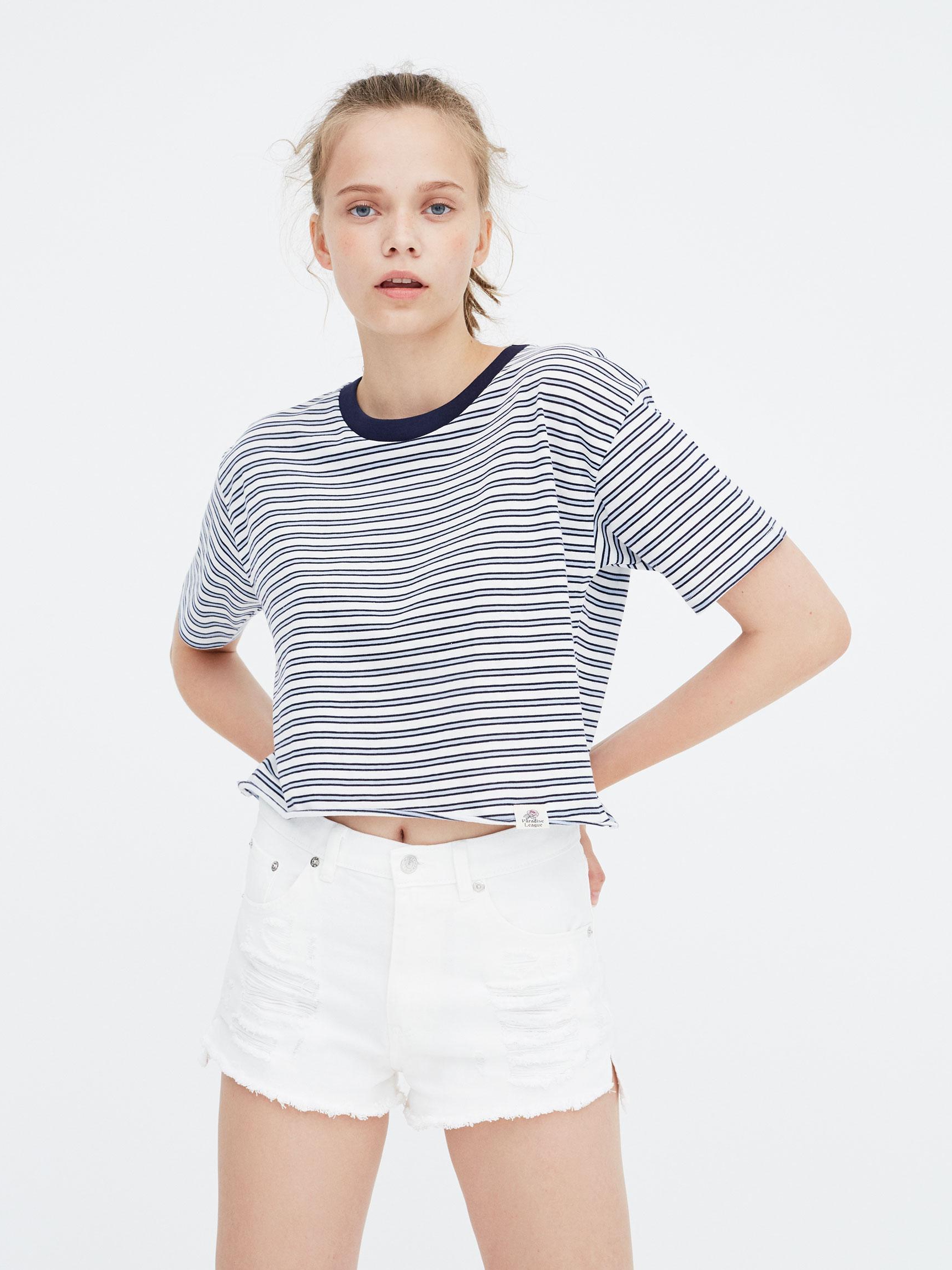 

Футболка Pull & Bear 9241304430-AAXL L Белая