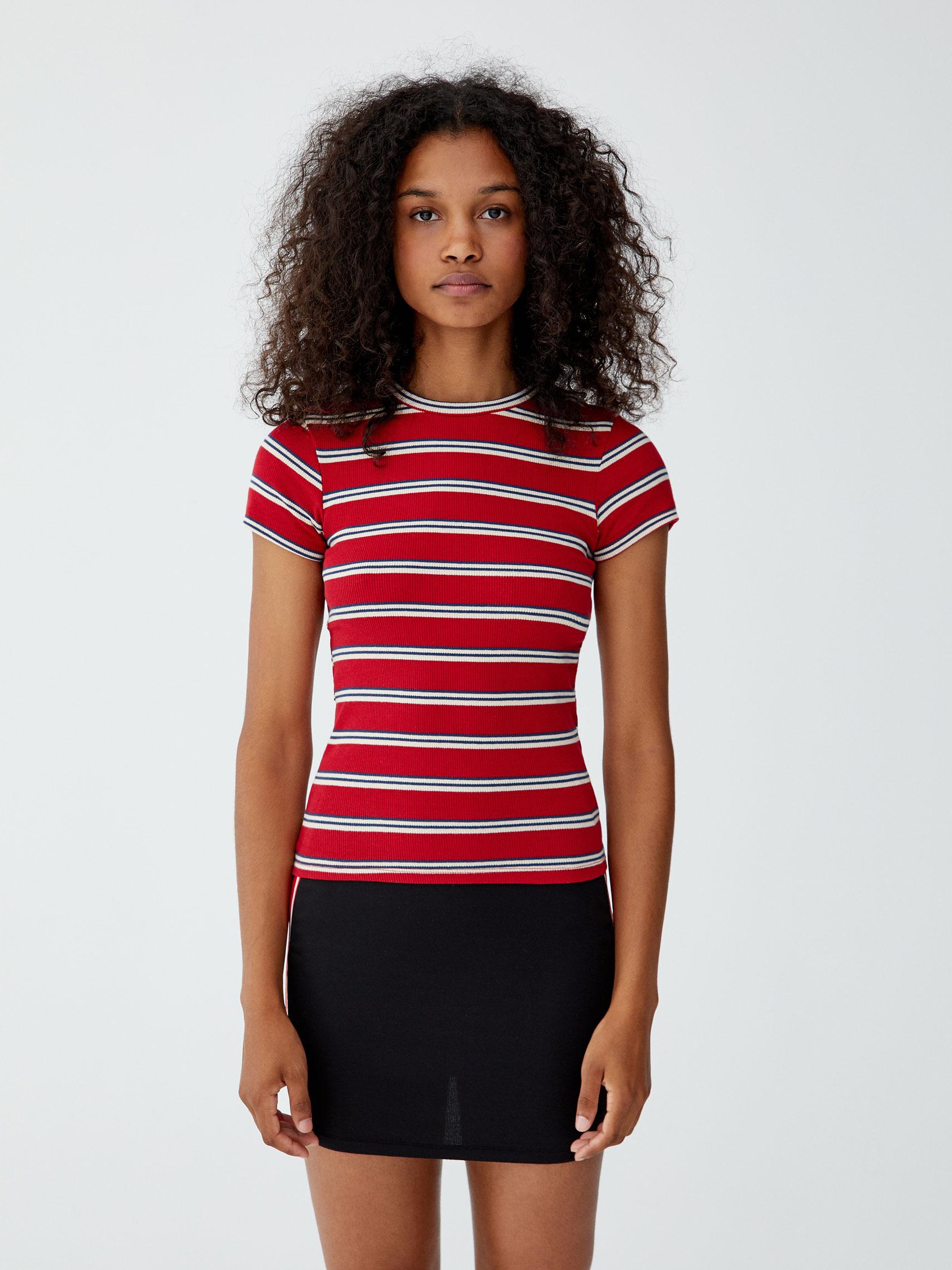 

Футболка Pull & Bear 9238304605-ABWJ S Красная в полоску