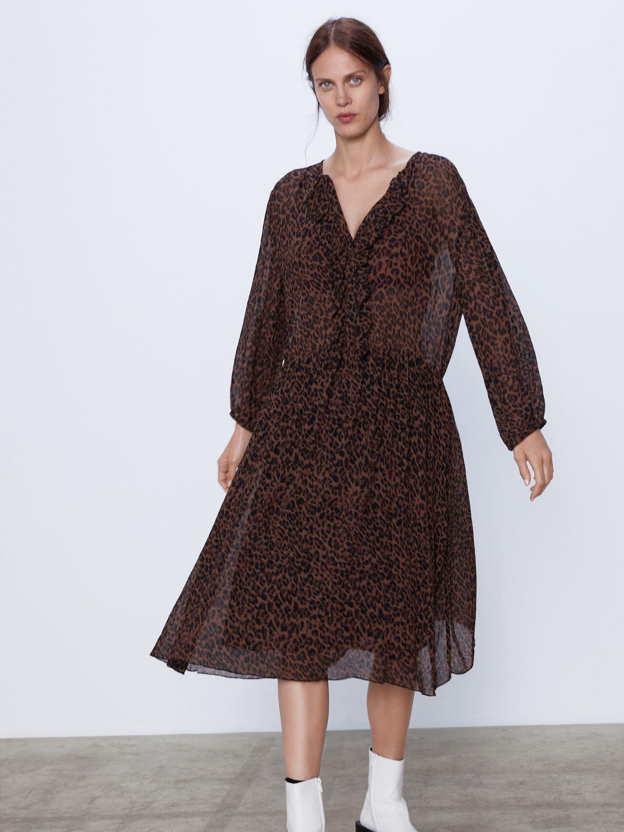 

Платье Zara 8372254700-AAOP S Коричневое с черным
