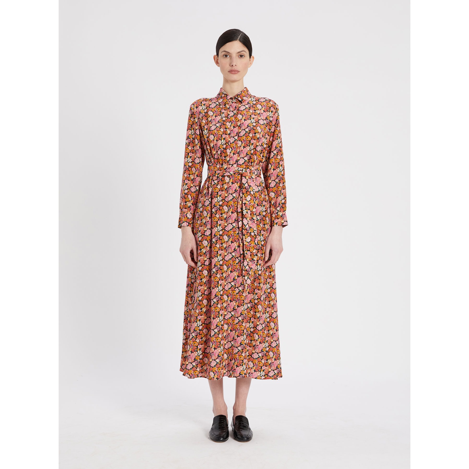 

Платье MaxMara  Оранжевое 52210617600, Платье MaxMara 40 Оранжевое 52210617600