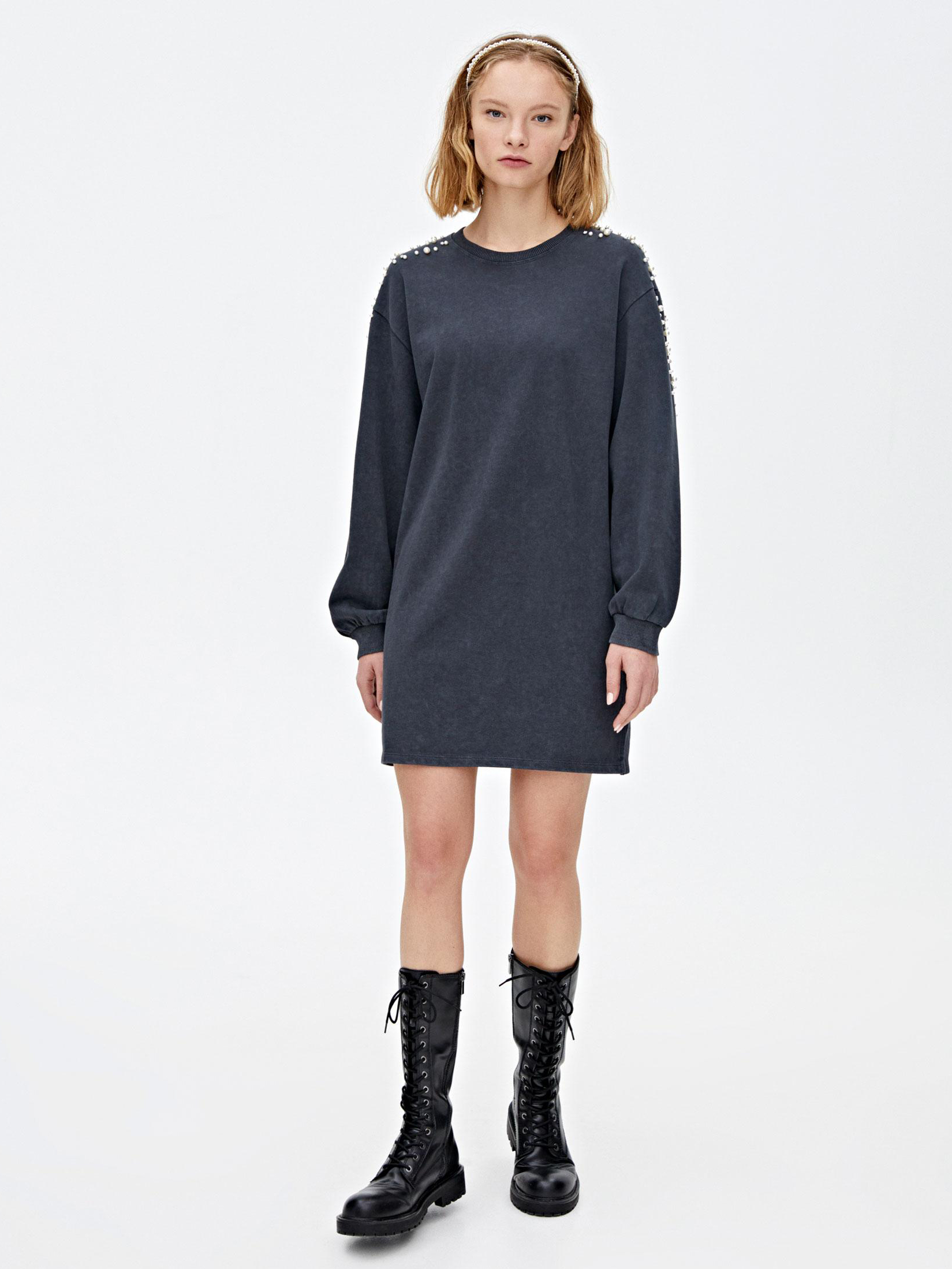 

Платье Pull & Bear 5391314833-ABEQ XS Серое с серебристым