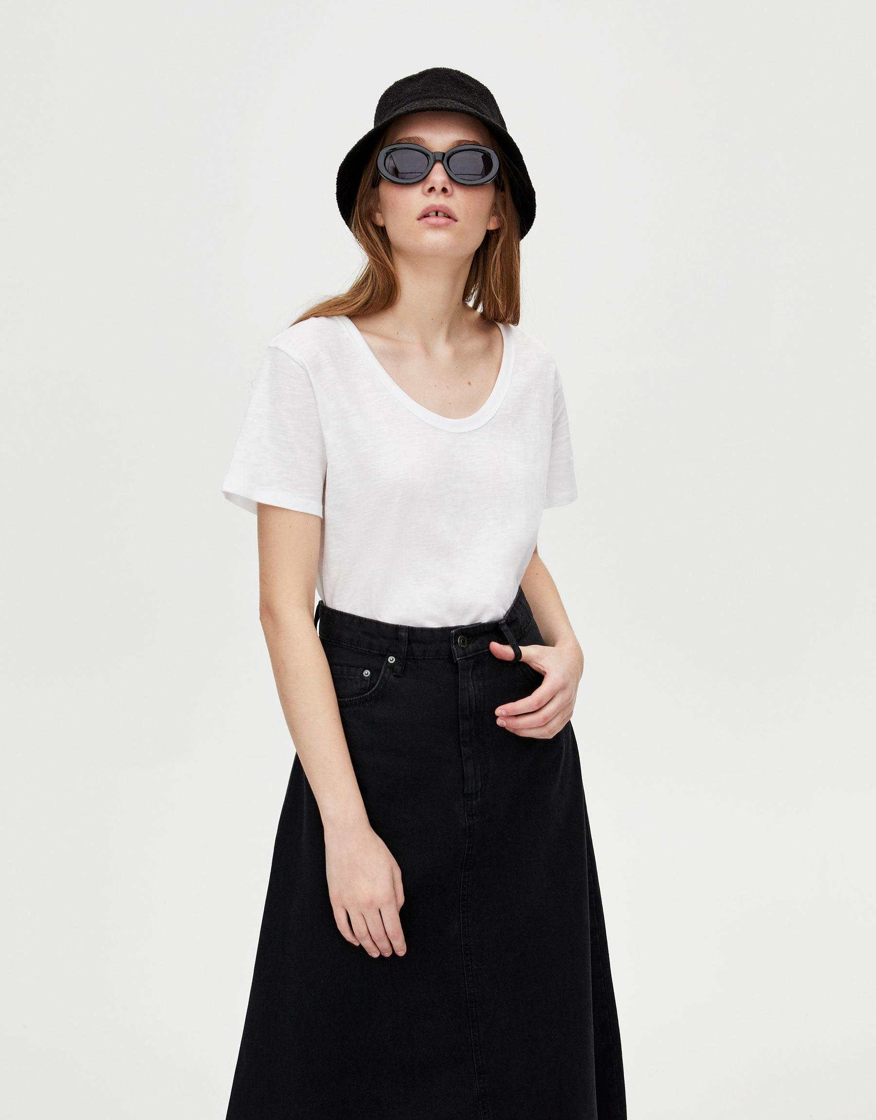 

Футболка Pull & Bear 5244359250-ACTS L Белая