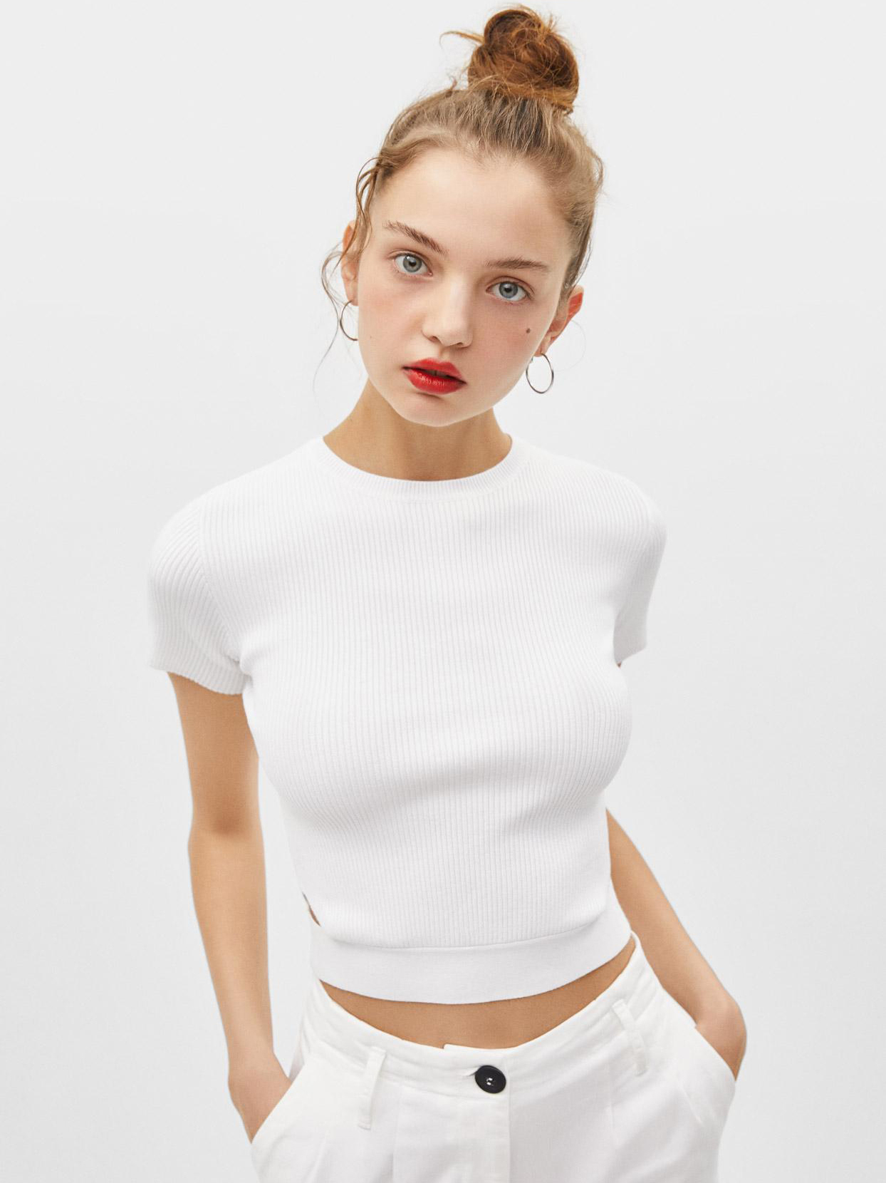 

Футболка Bershka 1846645250-ACTS M Белая