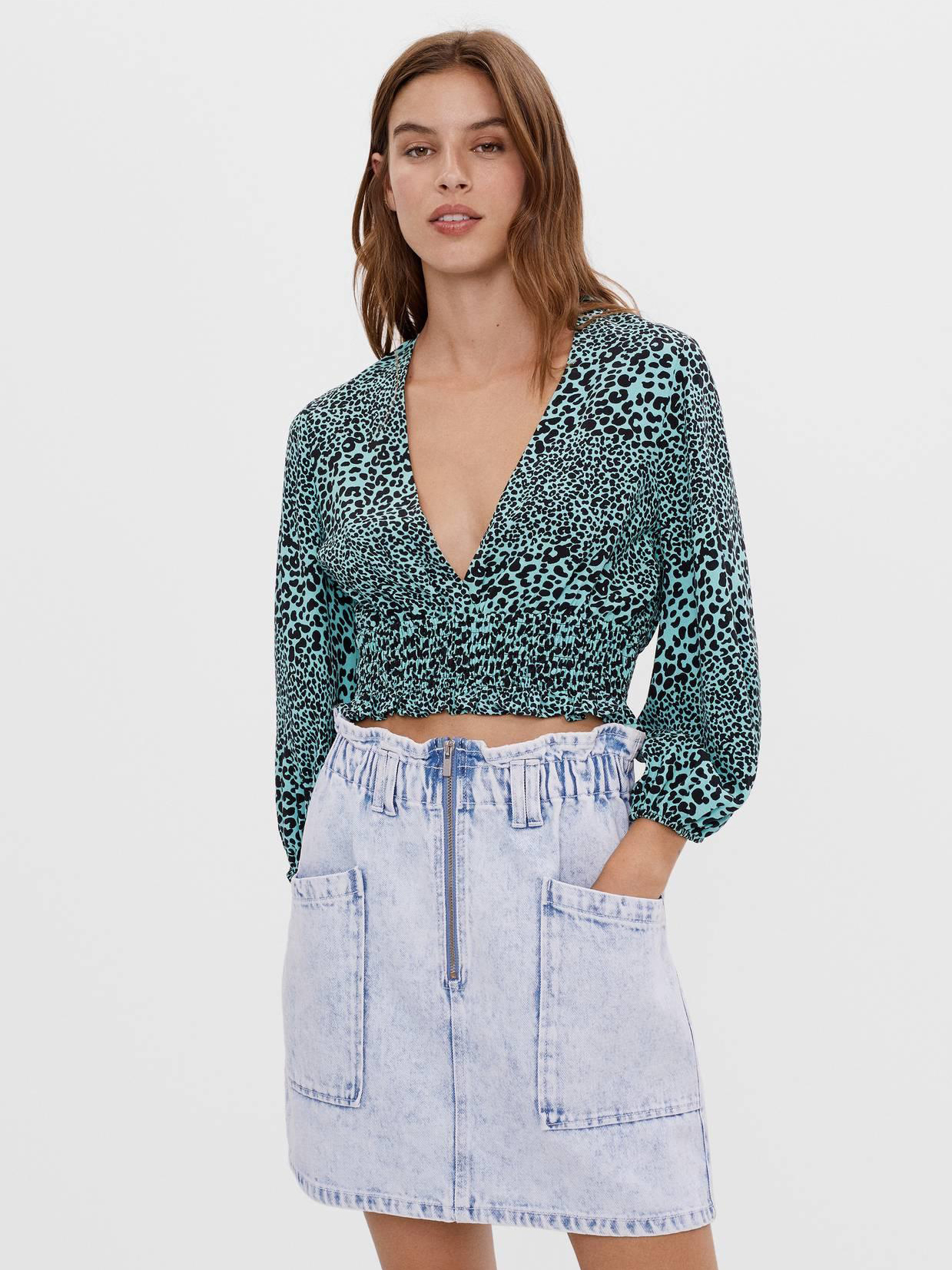 

Топ Bershka 0737619512-ADEY M Черный с голубым