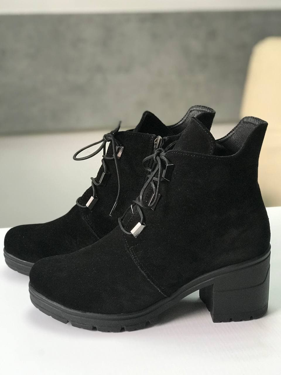 

Ботинки Foletti зимние 39 черный