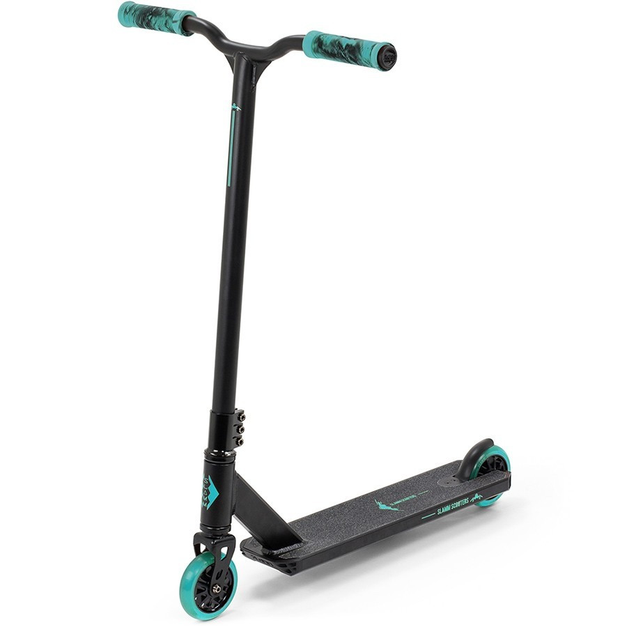 

Самокат Slamm Classic V8 black-blue