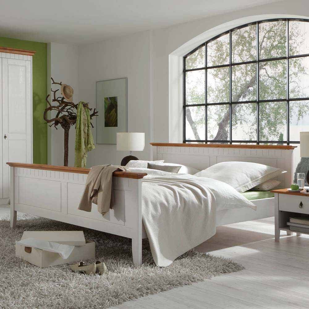 

Двухспальная кровать Мілана 180/200 ясень белая емаль/горіх