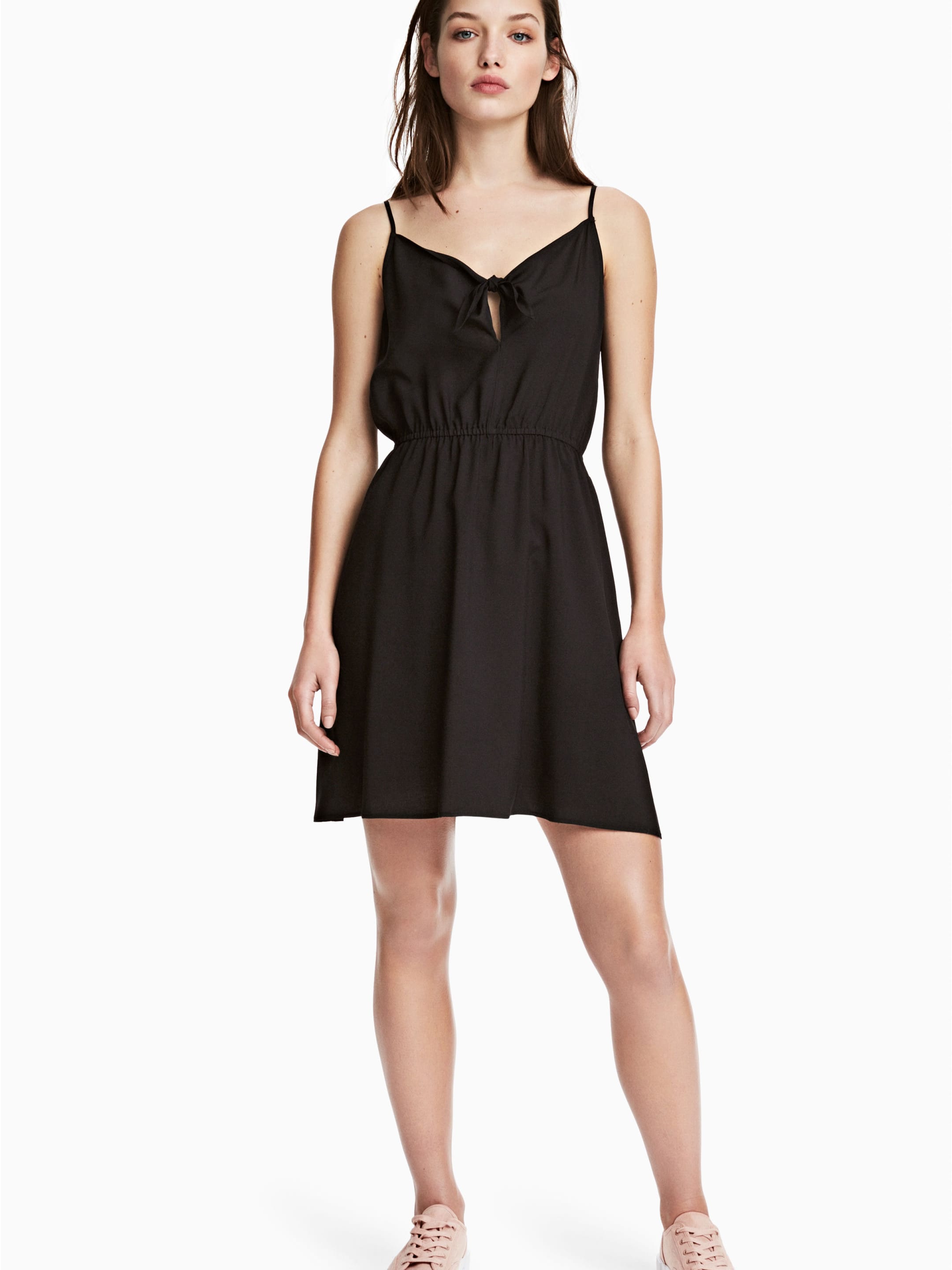 

Платье H&M 4789095-AAAD 32 Черное