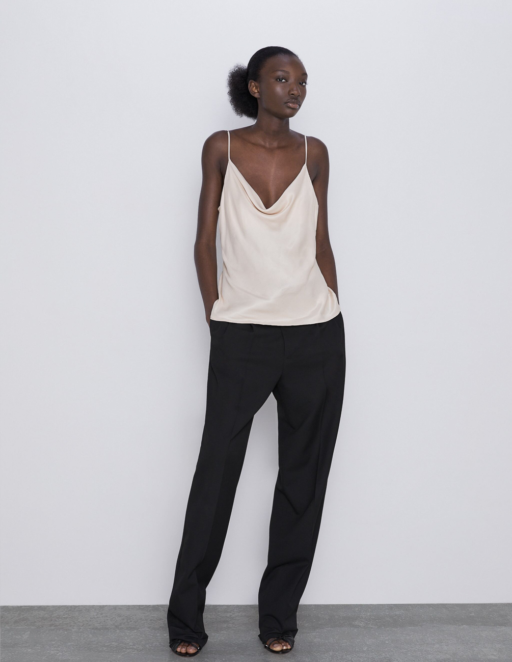

Майка Zara Ж1064135 (1165/153/712) цвет бежевый XS