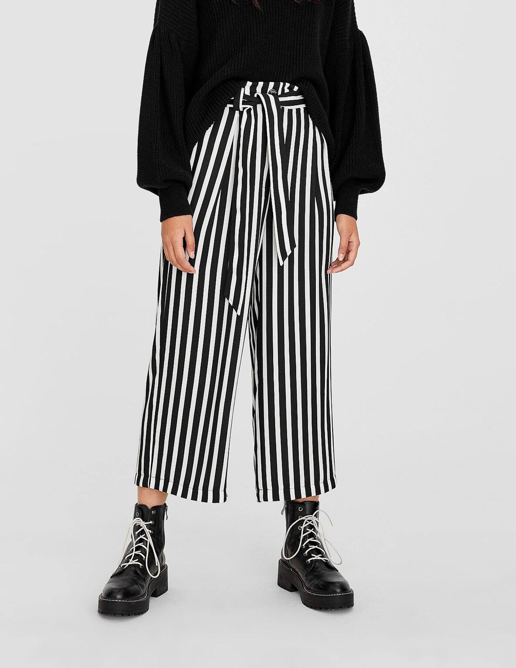 

Брюки Stradivarius Ж1063720 (1152/470/004) цвет черный-белый S