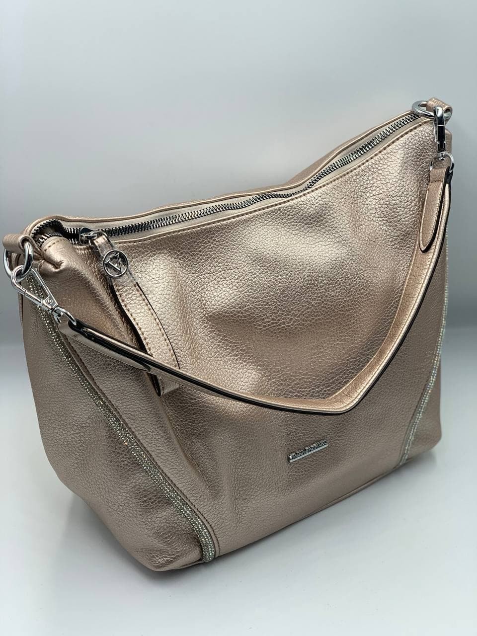

Сумка женская Barbara Золотой (VF551676-37gold)