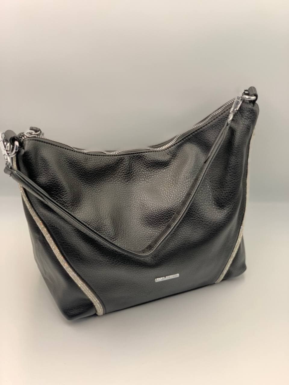 

Сумка женская Barbara Черный (VF551676-37black)