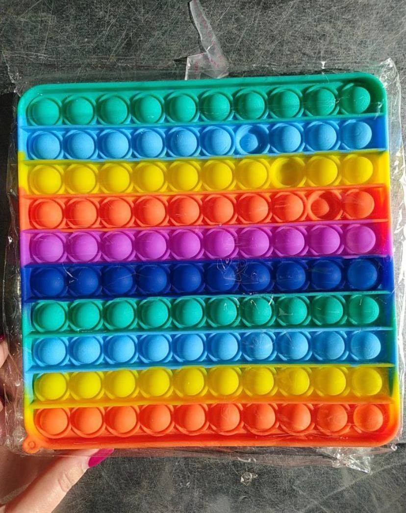 

Сенсорная игрушка Pop It Fidget Rainbow антистресс Большой размер XXL 20см, пупырка, поп ит, Квадрат Радуга