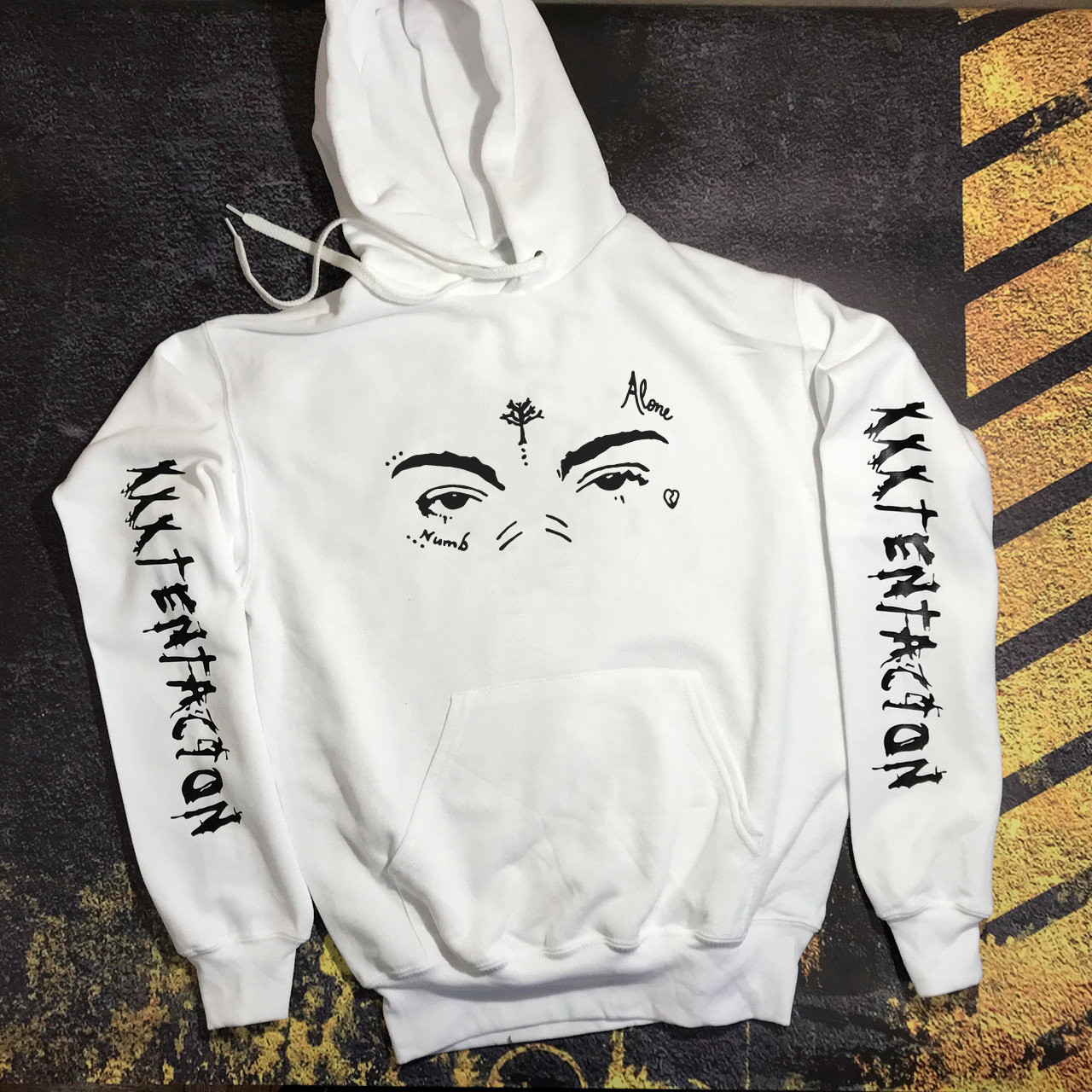 

Толстовка белая LOYS XXXTentacion Art 10, Толстовка белая LOYS XXXTentacion Art 10 S