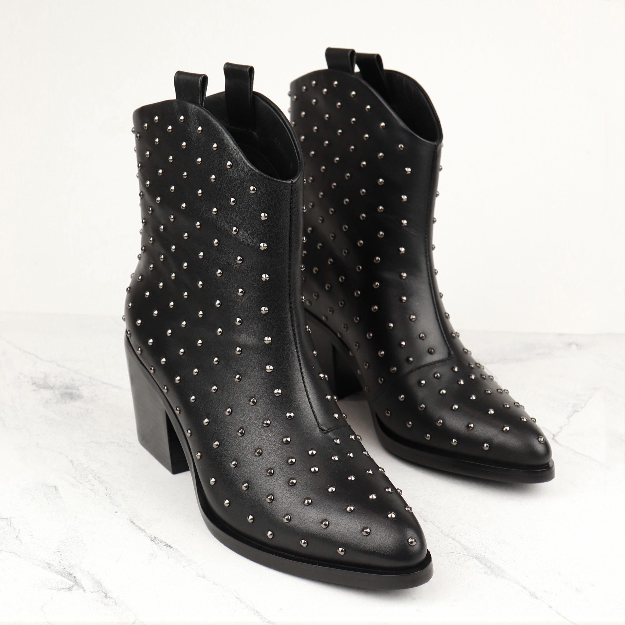 

Чоботи-козаки Corso Como 38 Чорний CC5287-WT