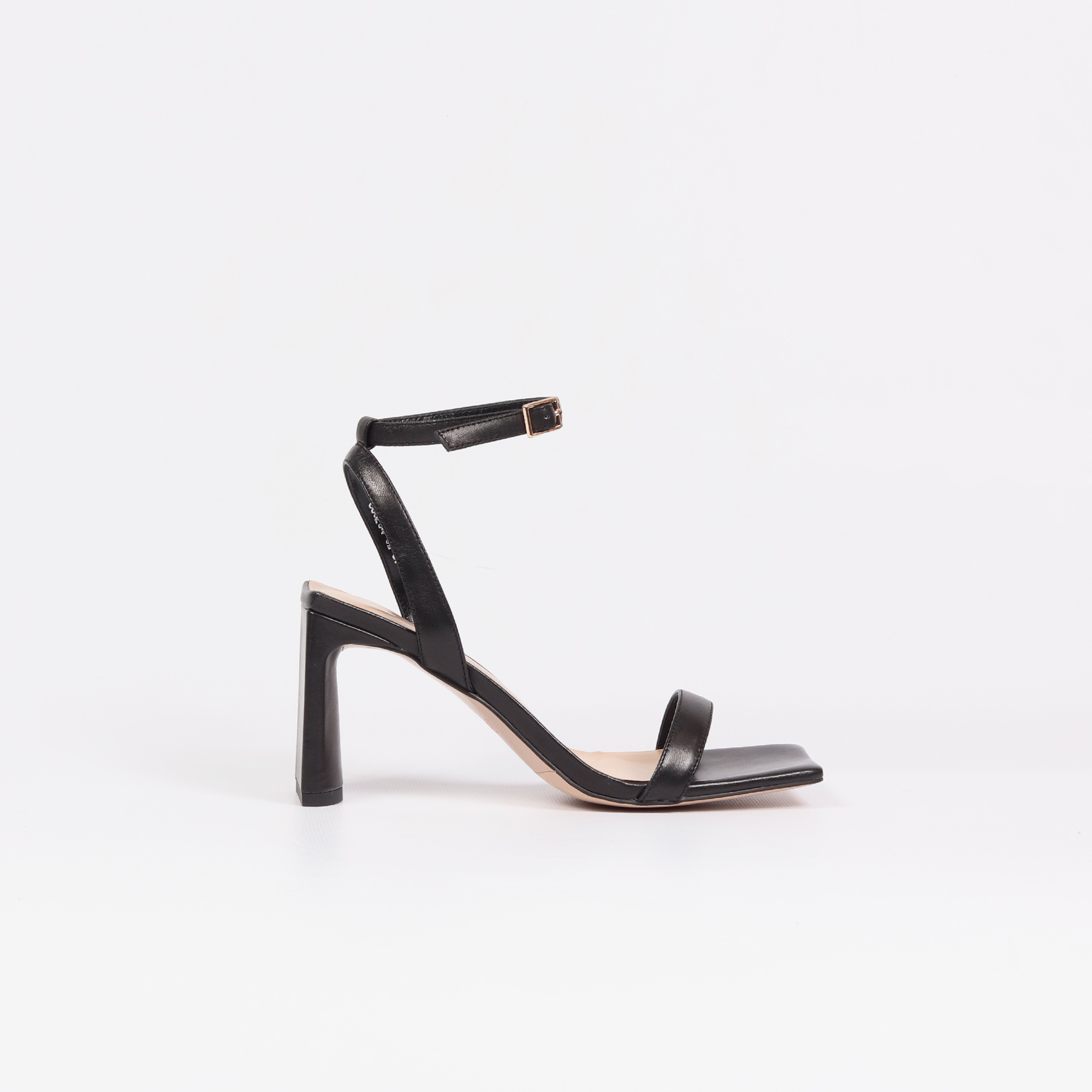 

Босоніжки Corso Como 38 Чорний CC6294-WL