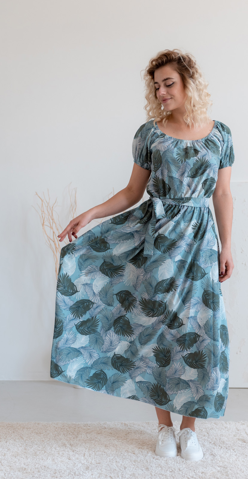 

Платье Wear me миди на резинке XS/S Белый 1w/19/12