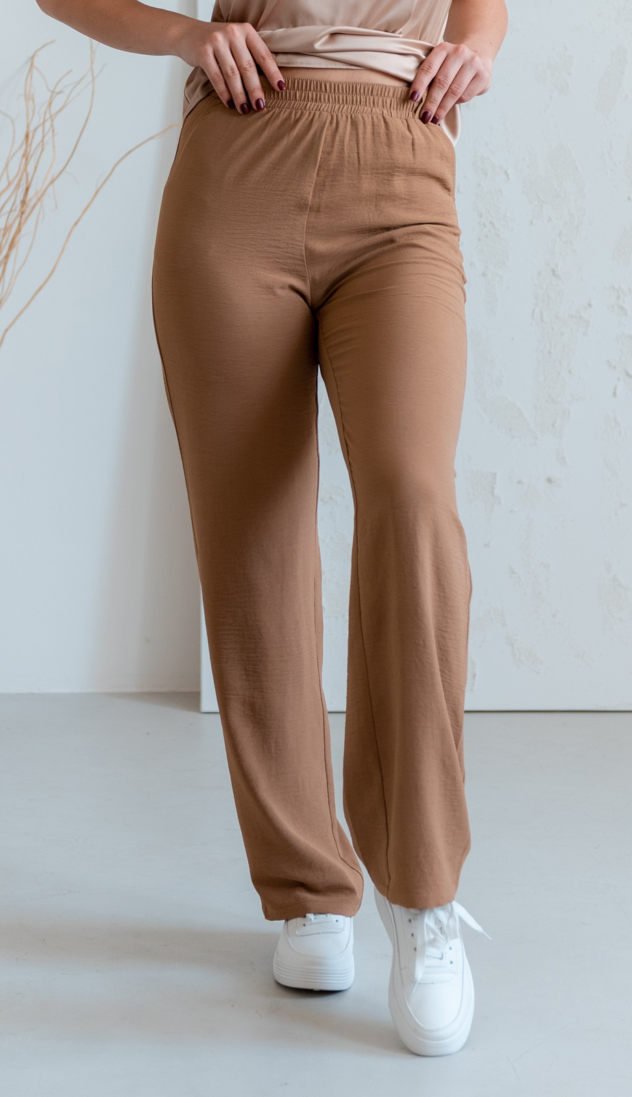 

Брюки деми Wear me свободные однотонные  Коричневый 1w/17/53, Брюки деми Wear me свободные однотонные S Коричневый 1w/17/53
