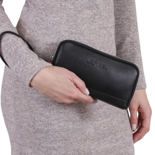 

Женский клатч из натуральной кожи.88003.201